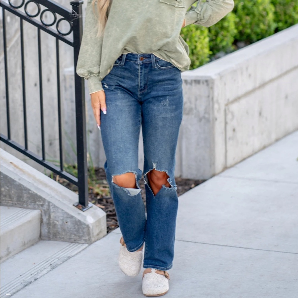 Judy Blue Dad Jeans 3/26